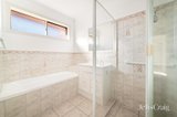 https://images.listonce.com.au/custom/160x/listings/223-mccormicks-road-carrum-downs-vic-3201/587/01937587_img_05.jpg?kzsl9UoRmPE