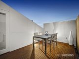 https://images.listonce.com.au/custom/160x/listings/223-princes-street-port-melbourne-vic-3207/053/01088053_img_11.jpg?SzM-Gk55PdA