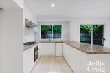 https://images.listonce.com.au/custom/160x/listings/223-yaralla-road-bentleigh-east-vic-3165/223/01605223_img_13.jpg?tJB0WrUOCXA