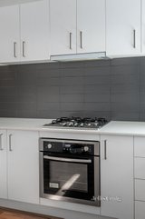 https://images.listonce.com.au/custom/160x/listings/2235-wickham-road-moorabbin-vic-3189/863/01137863_img_07.jpg?YQ-u27vkfQE
