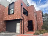 https://images.listonce.com.au/custom/160x/listings/224-beavers-road-northcote-vic-3070/204/01721204_img_03.jpg?sKqVfosYjcM