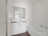 https://images.listonce.com.au/custom/160x/listings/224-lower-plenty-road-rosanna-vic-3084/565/01934565_img_08.jpg?bTTWCLZ9g2Y