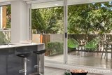 https://images.listonce.com.au/custom/160x/listings/224-pine-avenue-elwood-vic-3184/356/01794356_img_06.jpg?koj9yVryJog
