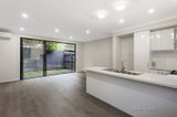 https://images.listonce.com.au/custom/160x/listings/224-roland-street-mount-waverley-vic-3149/353/00874353_img_02.jpg?LCppDAZqaws