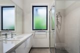 https://images.listonce.com.au/custom/160x/listings/224-roland-street-mount-waverley-vic-3149/353/00874353_img_06.jpg?BcLxaie4p2o