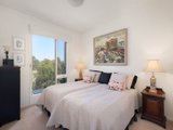 https://images.listonce.com.au/custom/160x/listings/224-seisman-place-port-melbourne-vic-3207/026/01794026_img_05.jpg?EuqXRMBqIBE