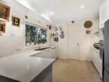 https://images.listonce.com.au/custom/160x/listings/2242-lawrence-road-mount-waverley-vic-3149/871/00698871_img_05.jpg?qPgrvAC56y8