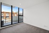 https://images.listonce.com.au/custom/160x/listings/224251-canterbury-road-forest-hill-vic-3131/208/01740208_img_10.jpg?JlXzLOy8cKs
