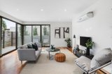 https://images.listonce.com.au/custom/160x/listings/2245-grenville-street-hampton-vic-3188/570/01238570_img_02.jpg?dgzKZQRkwaE