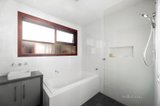 https://images.listonce.com.au/custom/160x/listings/225-227-thacker-street-ocean-grove-vic-3226/559/01567559_img_07.jpg?i_XAGbS09Ow