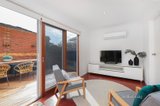 https://images.listonce.com.au/custom/160x/listings/225-27-thorpe-street-newport-vic-3015/690/01429690_img_10.jpg?ri0m3iP8Vsk