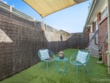 https://images.listonce.com.au/custom/160x/listings/225-bradley-street-newport-vic-3015/547/01202547_img_10.jpg?XlVXSa-AQNI