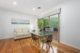 https://images.listonce.com.au/custom/160x/listings/225-mclaren-street-mount-waverley-vic-3149/204/00734204_img_04.jpg?GEvAUzQDWJ4