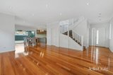 https://images.listonce.com.au/custom/160x/listings/2250-waverley-road-mount-waverley-vic-3149/817/01857817_img_02.jpg?Ncl9rWyrccs