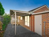 https://images.listonce.com.au/custom/160x/listings/226-28-leigh-road-croydon-vic-3136/273/00621273_img_10.jpg?HaF373Joqoo