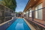 https://images.listonce.com.au/custom/160x/listings/226-centre-road-bentleigh-vic-3204/080/00885080_img_09.jpg?4_vpHlRuvY4