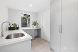 https://images.listonce.com.au/custom/160x/listings/226-dryden-street-canterbury-vic-3126/373/01837373_img_12.jpg?ygiBwgmnwEM