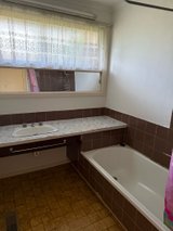 https://images.listonce.com.au/custom/160x/listings/226-gallaghers-road-glen-waverley-vic-3150/464/01716464_img_06.jpg?3ltPSfP1hVs