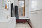 https://images.listonce.com.au/custom/160x/listings/226-humffray-street-north-ballarat-east-vic-3350/106/01722106_img_06.jpg?Ru_07FVuecs
