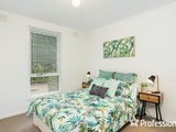 https://images.listonce.com.au/custom/160x/listings/226-lusher-road-croydon-vic-3136/409/01526409_img_09.jpg?V9vAtXAg77Y