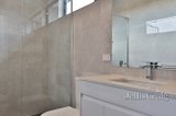 https://images.listonce.com.au/custom/160x/listings/226-ormond-road-clayton-vic-3168/833/01700833_img_09.jpg?i5Y8udq61Bc