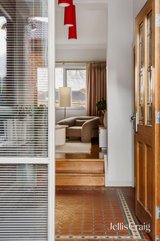 https://images.listonce.com.au/custom/160x/listings/226-wilmot-street-macleod-vic-3085/388/01976388_img_02.jpg?3fRqQ3__BHI