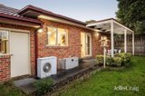 https://images.listonce.com.au/custom/160x/listings/226-wilmot-street-macleod-vic-3085/388/01976388_img_13.jpg?I2ApylmGr1g
