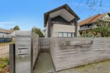 https://images.listonce.com.au/custom/160x/listings/2260-barkly-street-st-kilda-vic-3182/470/01928470_img_14.jpg?qQR-s-P2wbo