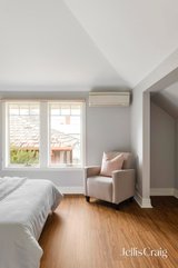 https://images.listonce.com.au/custom/160x/listings/2266-st-georges-road-northcote-vic-3070/163/01808163_img_08.jpg?zWxSxVut248