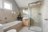 https://images.listonce.com.au/custom/160x/listings/2266-st-georges-road-northcote-vic-3070/163/01808163_img_09.jpg?SwZ0riEUlik