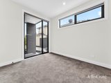 https://images.listonce.com.au/custom/160x/listings/227-adelaide-avenue-mount-waverley-vic-3149/914/01878914_img_10.jpg?I2Sg_vbVjoY