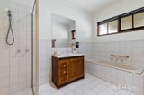 https://images.listonce.com.au/custom/160x/listings/227-bungower-road-somerville-vic-3912/494/01979494_img_20.jpg?6ZKdZu1lyDM