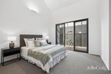 https://images.listonce.com.au/custom/160x/listings/227-corinella-road-woodend-vic-3442/828/01981828_img_11.jpg?rKWDnD4ETnA