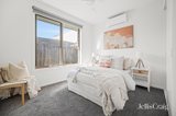 https://images.listonce.com.au/custom/160x/listings/227-kelso-street-frankston-vic-3199/363/01779363_img_10.jpg?ffHL0AHNgWY