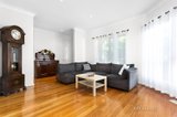 https://images.listonce.com.au/custom/160x/listings/227-nerissa-grove-oak-park-vic-3046/885/00363885_img_03.jpg?Y2FH30MwtDY