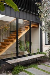 https://images.listonce.com.au/custom/160x/listings/227-rathmines-street-fairfield-vic-3078/177/01701177_img_21.jpg?RAvov9btrfc