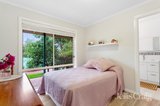 https://images.listonce.com.au/custom/160x/listings/227-tamboon-dr-st-helena-vic-3088/832/01969832_img_05.jpg?FW8snNKxedg
