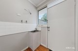 https://images.listonce.com.au/custom/160x/listings/227-view-street-mont-albert-vic-3127/676/01928676_img_09.jpg?LpzIrwOQDxU