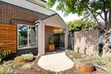 https://images.listonce.com.au/custom/160x/listings/2274-st-georges-road-northcote-vic-3070/087/01495087_img_11.jpg?hybb55V8gzg