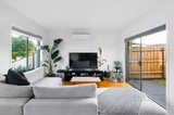 https://images.listonce.com.au/custom/160x/listings/228-gladstone-parade-glenroy-vic-3046/090/01010090_img_02.jpg?83p-CPpqplY