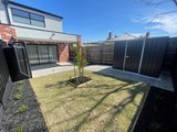 https://images.listonce.com.au/custom/160x/listings/228-haldane-road-niddrie-vic-3042/632/01771632_img_01.jpg?xXmorsz24-A