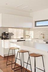 https://images.listonce.com.au/custom/160x/listings/2282-nepean-highway-edithvale-vic-3196/665/01934665_img_06.jpg?5rmoJb5wAr8