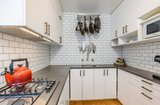https://images.listonce.com.au/custom/160x/listings/229-alma-grove-st-kilda-vic-3182/705/01806705_img_06.jpg?D-3kswH1YYE