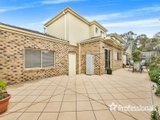 https://images.listonce.com.au/custom/160x/listings/229-bayswater-road-croydon-vic-3136/932/01525932_img_08.jpg?reXHZVFzUwQ