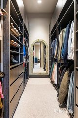 https://images.listonce.com.au/custom/160x/listings/229-page-street-middle-park-vic-3206/387/01815387_img_10.jpg?_5cNxk5AEFk