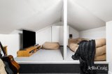https://images.listonce.com.au/custom/160x/listings/229-page-street-middle-park-vic-3206/387/01815387_img_15.jpg?bFK1eFWXliE