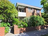 https://images.listonce.com.au/custom/160x/listings/229-pine-avenue-elwood-vic-3184/493/01794493_img_01.jpg?ECMzc5ziO9o