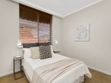 https://images.listonce.com.au/custom/160x/listings/229-pine-avenue-elwood-vic-3184/493/01794493_img_07.jpg?MJek379WfKs