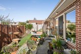 https://images.listonce.com.au/custom/160x/listings/229-slevin-street-lilydale-vic-3140/105/01768105_img_09.jpg?F7DMrOJkTRs