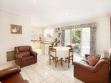 https://images.listonce.com.au/custom/160x/listings/2292-george-street-doncaster-vic-3108/542/01684542_img_03.jpg?Zn9uhA84_N0